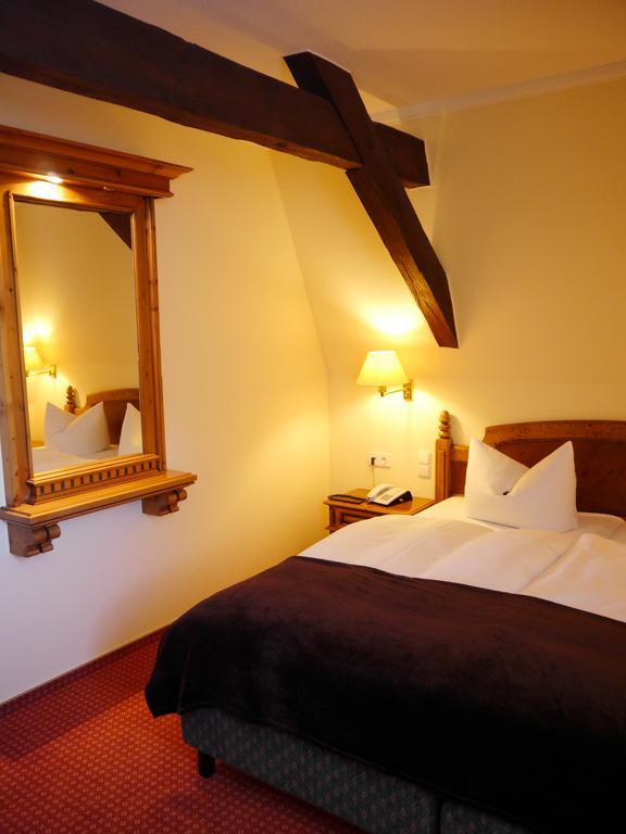 Garni-Hotel Zum Alten Ratskeller Vetschau Eksteriør billede