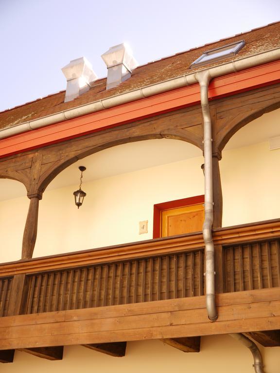 Garni-Hotel Zum Alten Ratskeller Vetschau Eksteriør billede