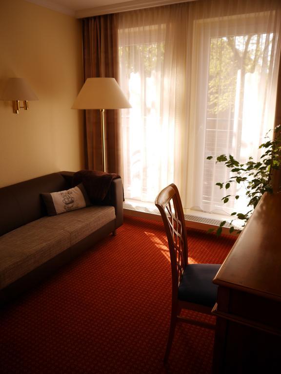 Garni-Hotel Zum Alten Ratskeller Vetschau Eksteriør billede