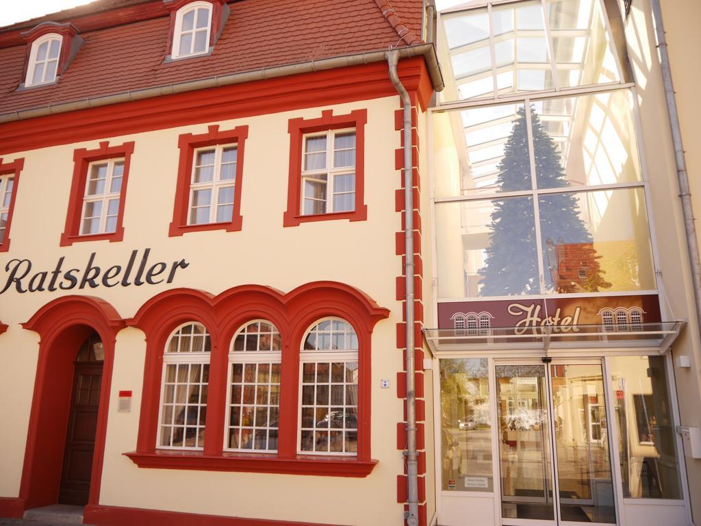 Garni-Hotel Zum Alten Ratskeller Vetschau Eksteriør billede